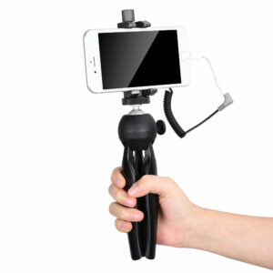 Comica CVM-WS50C 6 Channel Adjustable Clip Type Wireless Microphone Smartphone Mini Tripod for Mobile Video Live Broadcast Interview